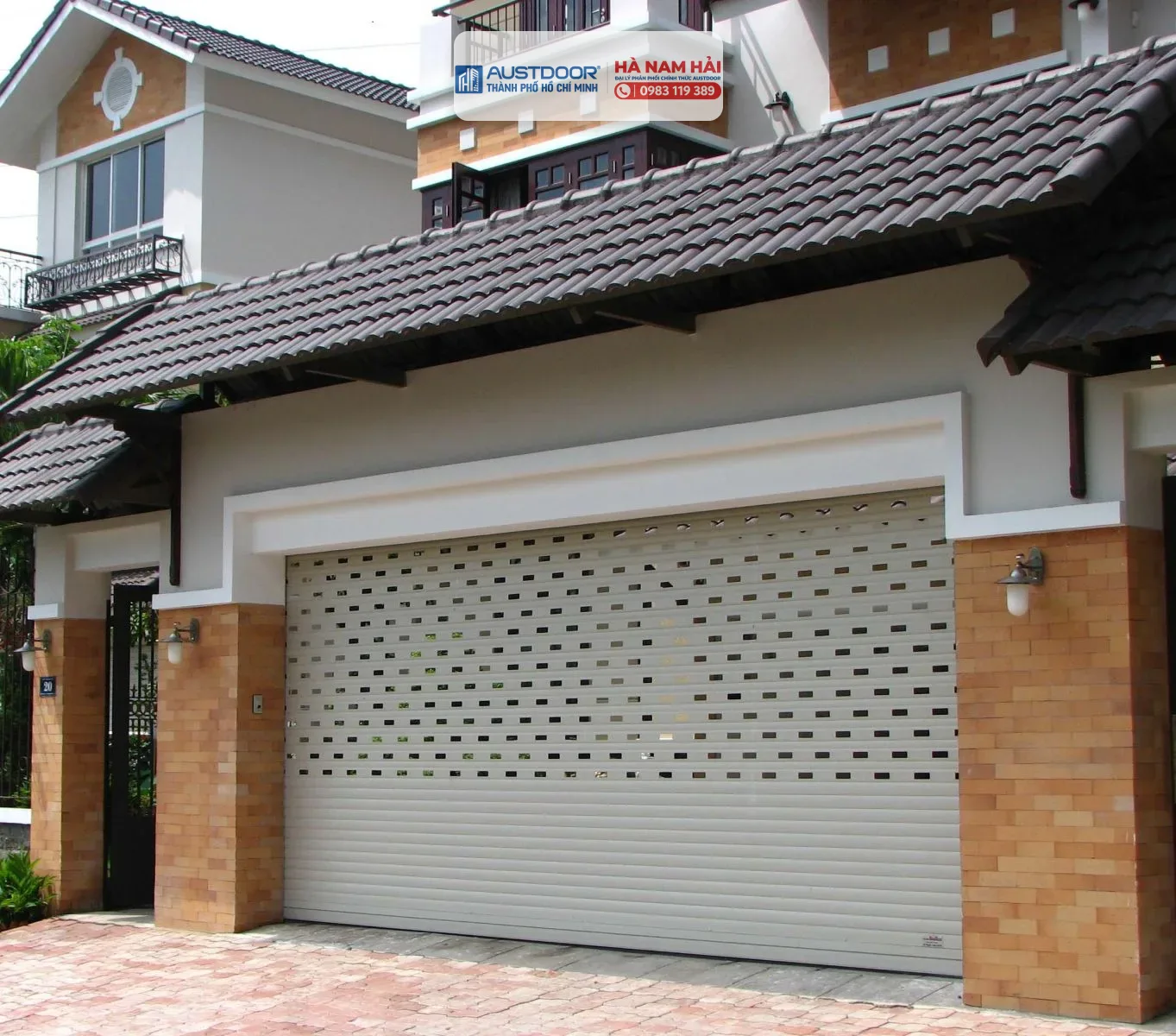 Top 10 Mẫu Cửa Cuốn Austdoor Đẹp Nhất Cho Nhà Phố Hiện Đại